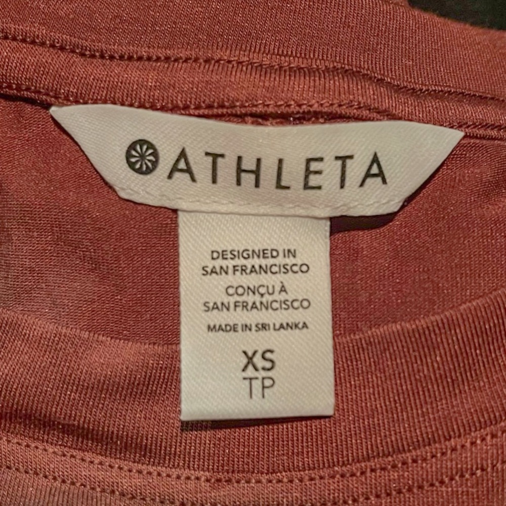 Athleta Elemental Tee - Ancient Mahogany - Picture 6 of 7